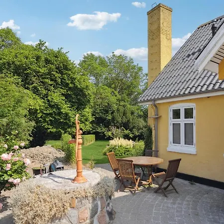 4 Bedroom In Дом отдыха *