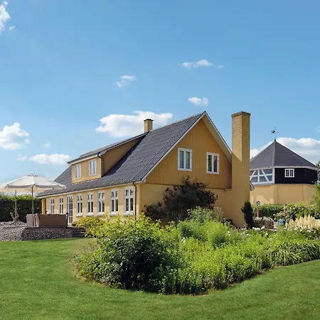 4 Bedroom In Дом отдыха *